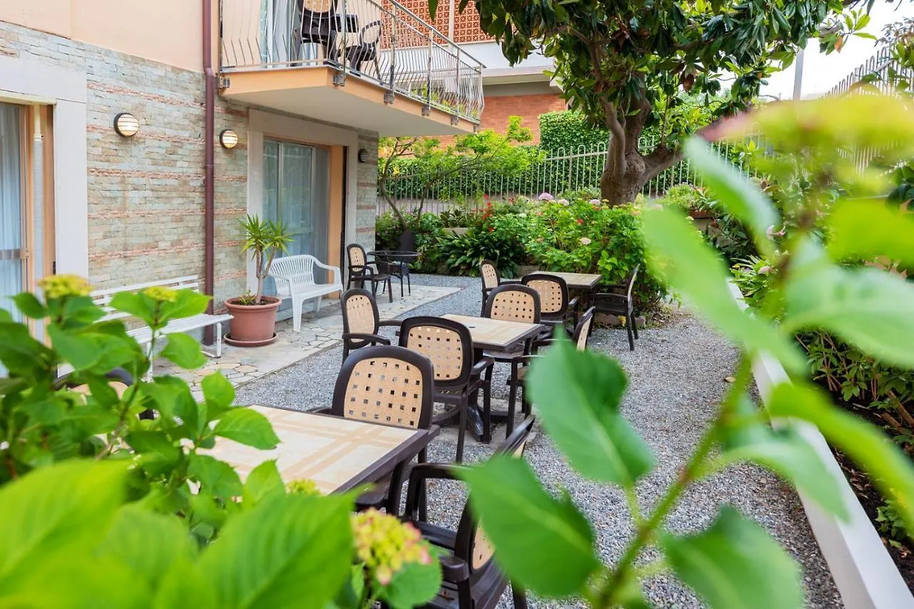 Hotel Villa Adriana Pietra Ligure